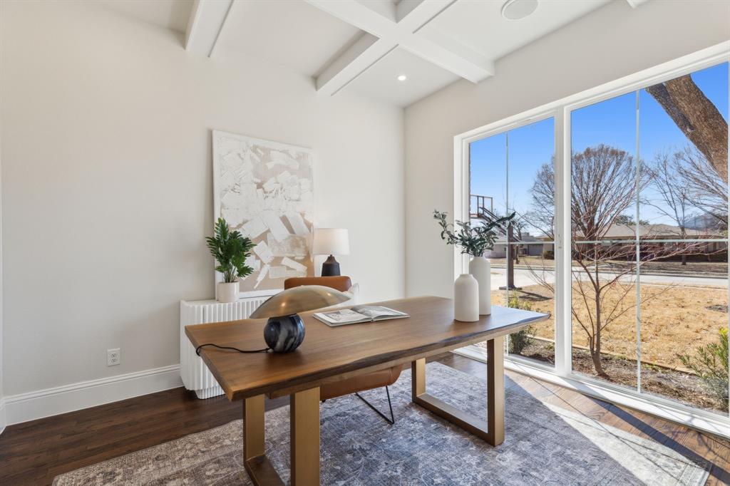 8638 Lockhaven Drive Dallas, TX 75238 - Photo 4 of 25