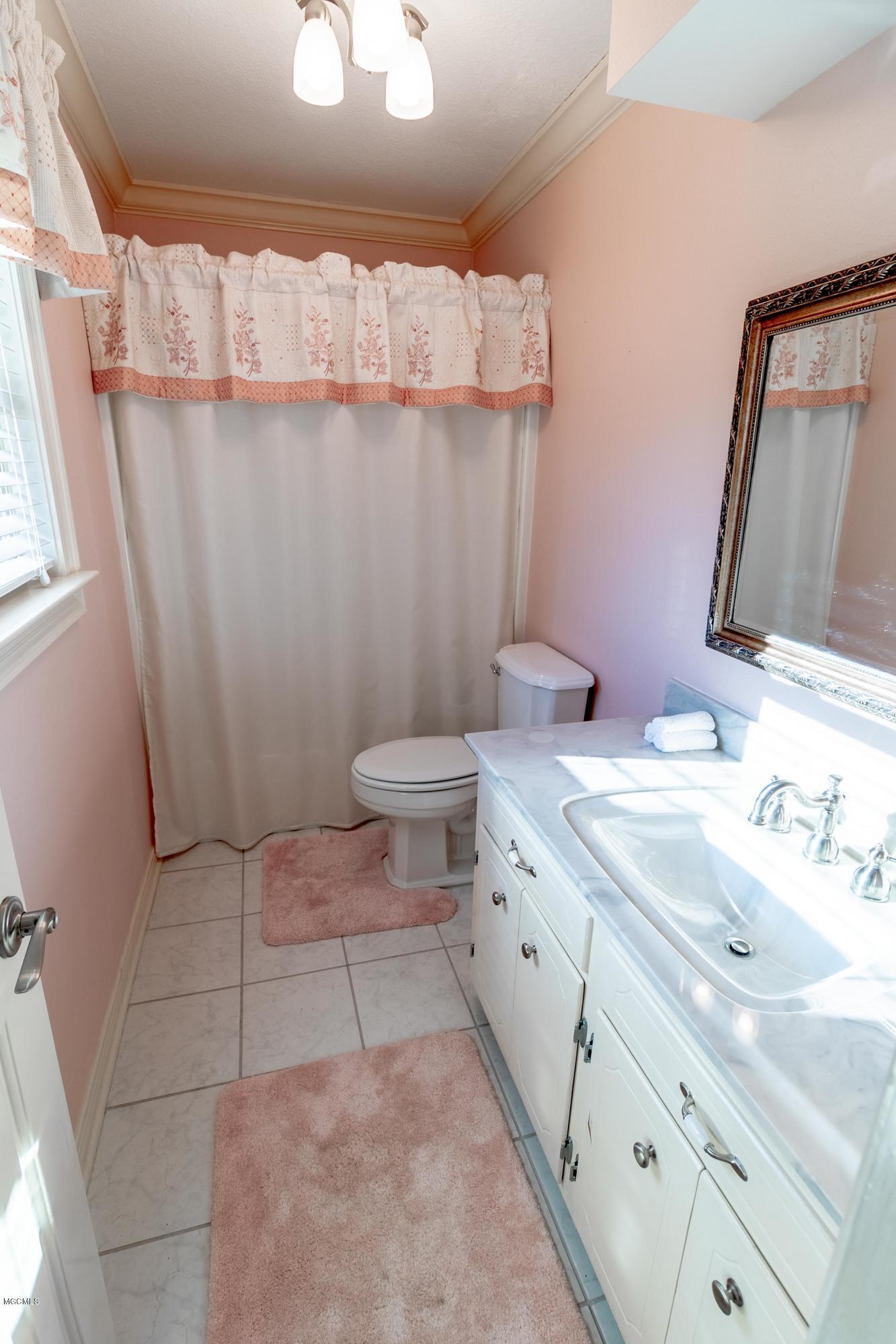 14398 T Bird Road D'Iberville, MS 39540 - Photo 12 of 19 Bathroom2