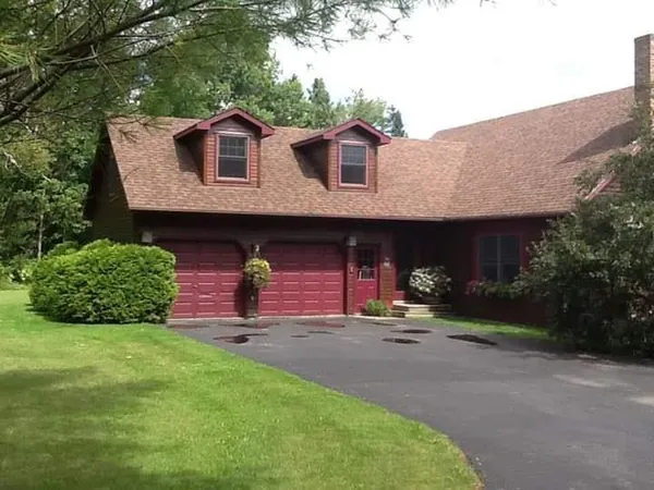 $525,000 | 1851 Valley Road, Derby Line, VT 05830