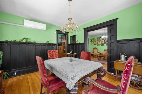 $239,900 | 2903 West Mc Kinley Boulevard, Milwaukee, WI 53208