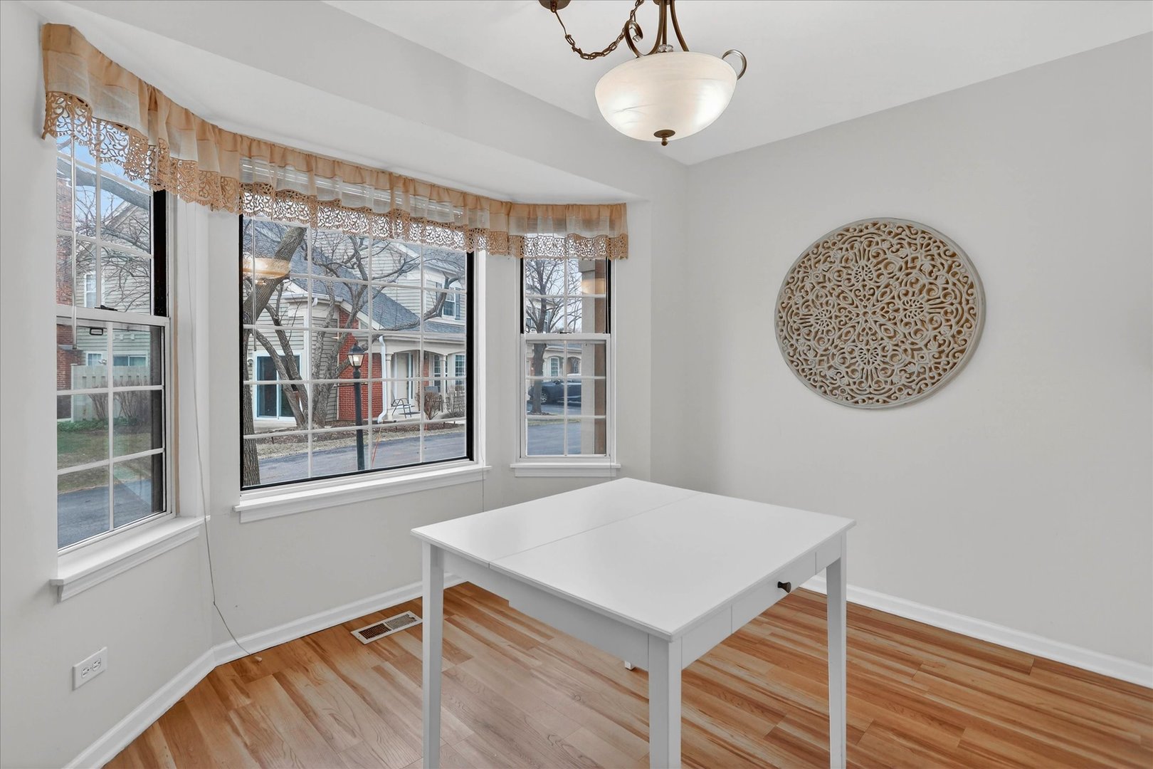 217 New Bridge Court Rolling Meadows, IL 60008 - Photo 13 of 34