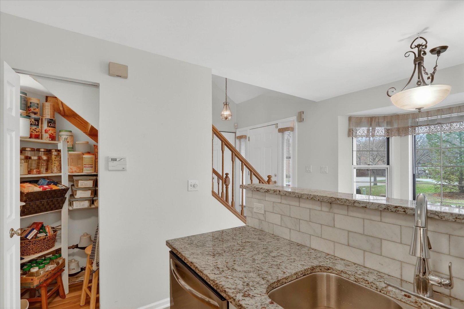 217 New Bridge Court Rolling Meadows, IL 60008 - Photo 10 of 34