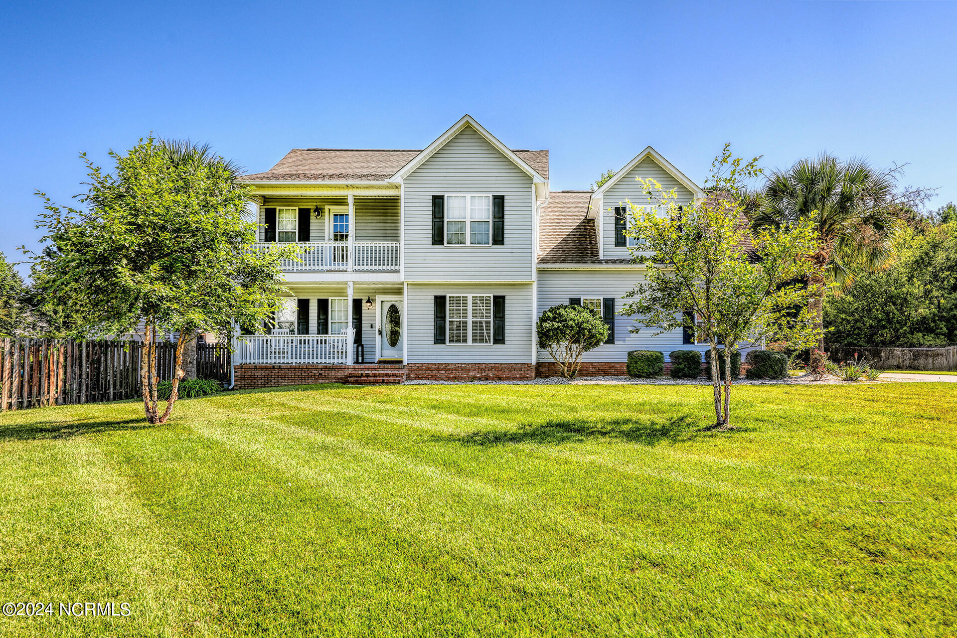 178 East Ridge Court Jacksonville, NC 28540 - Photo 2 of 35 Ext_02