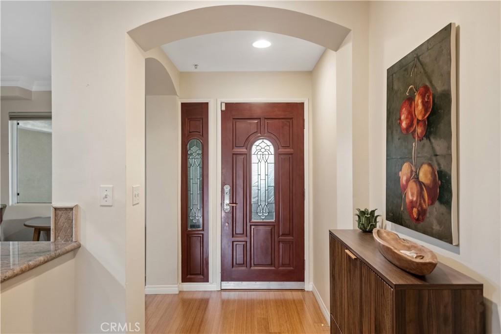 6221 Monterey Road, Unit 304 Highland Park, CA 90042 - Photo 4 of 27 a view of a hallway with a elevator