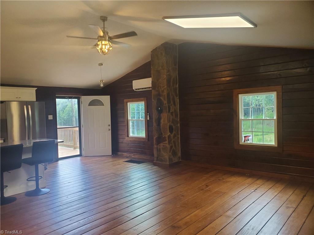1404 Wright Country Road Ramseur, NC 27316 - Photo 7 of 31 LR