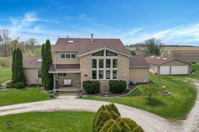 25210 South Schoolhouse Road Manhattan, IL 60442 - Photo 1 of 38 Gallery Image 1