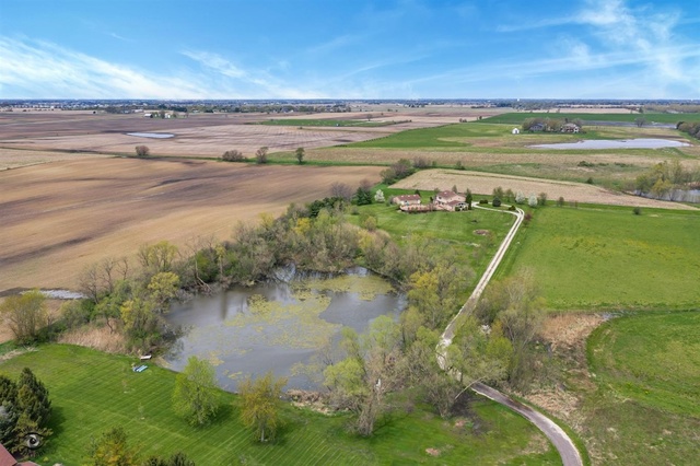 25210 South Schoolhouse Road Manhattan, IL 60442 - Photo 5 of 38 Gallery Image 5