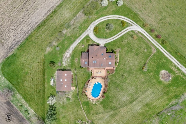 25210 South Schoolhouse Road Manhattan, IL 60442 - Photo 8 of 38 Gallery Image 8