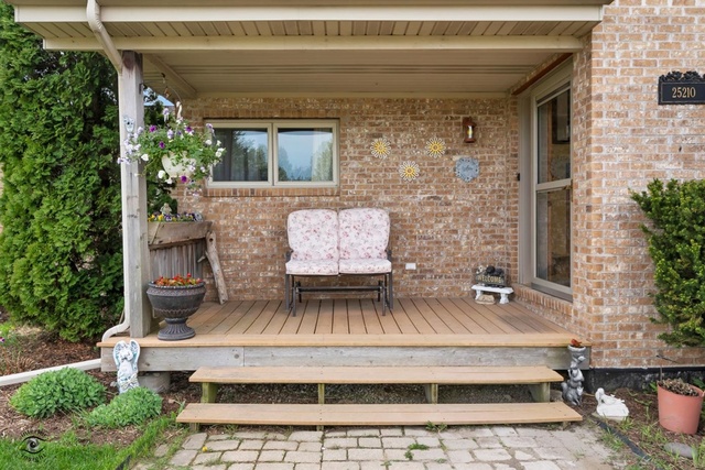 25210 South Schoolhouse Road Manhattan, IL 60442 - Photo 10 of 38 Gallery Image 10