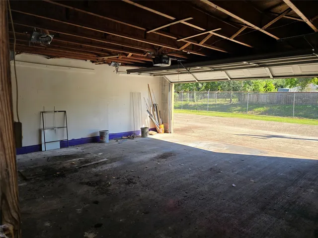 $130,000 | 6106 West Airport Boulevard, Unit 18, Houston, TX 77035