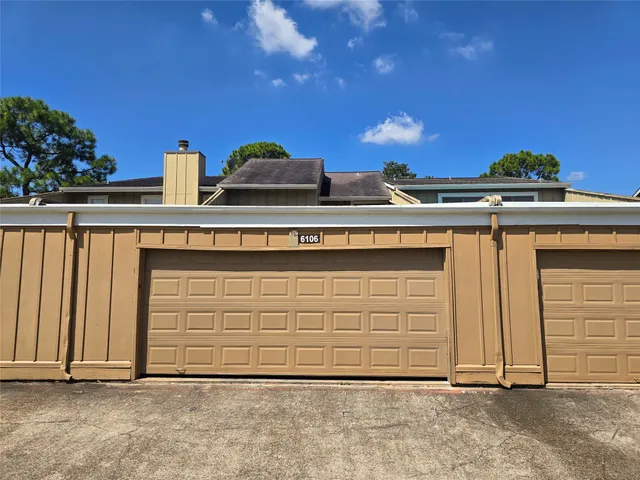 $130,000 | 6106 West Airport Boulevard, Unit 18, Houston, TX 77035