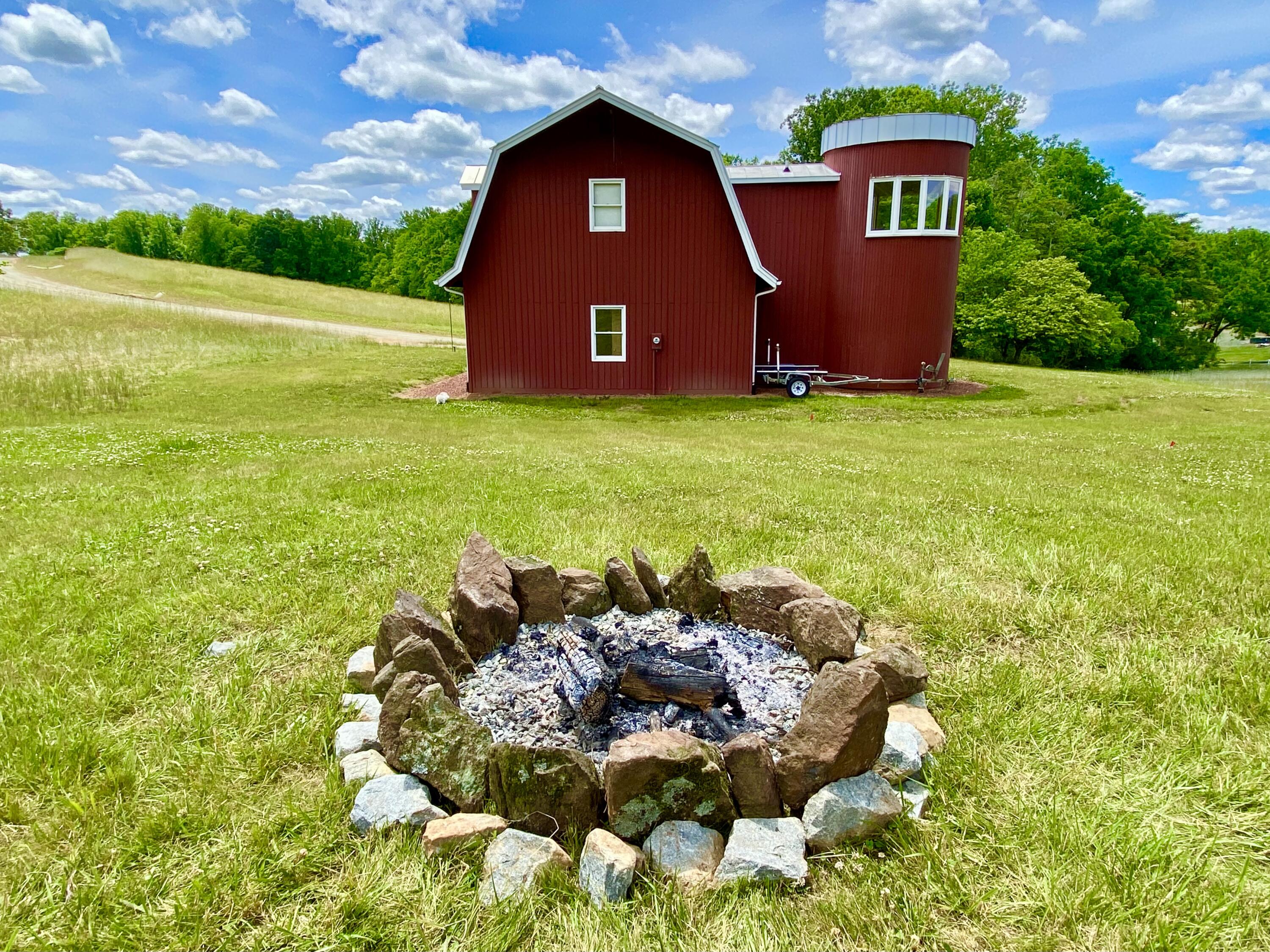 103 Crestview Road Wirtz, VA 24184 - Photo 16 of 32 IMG_0546-2