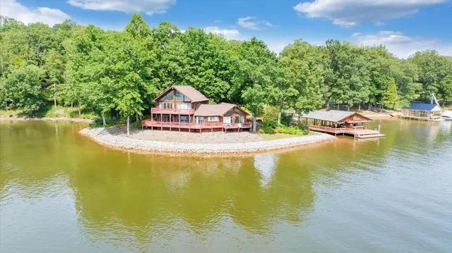 $299,900 | 103 Crestview Road, Wirtz, VA 24184