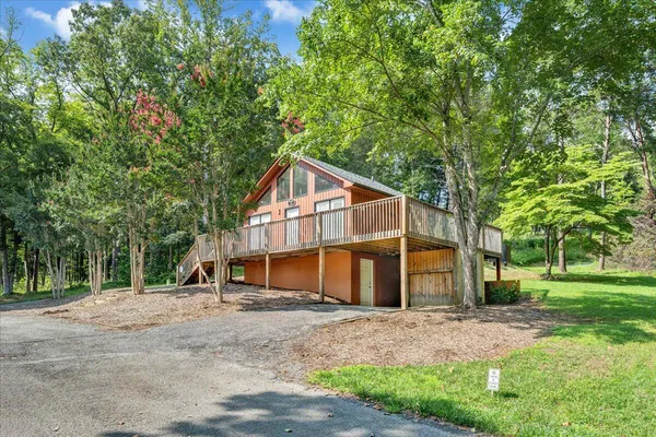 $299,900 | 103 Crestview Road, Wirtz, VA 24184