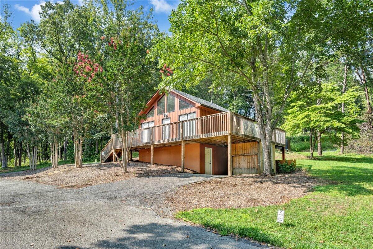 103 Crestview Road Wirtz, VA 24184 - Photo 23 of 32 37-37-MIB07733