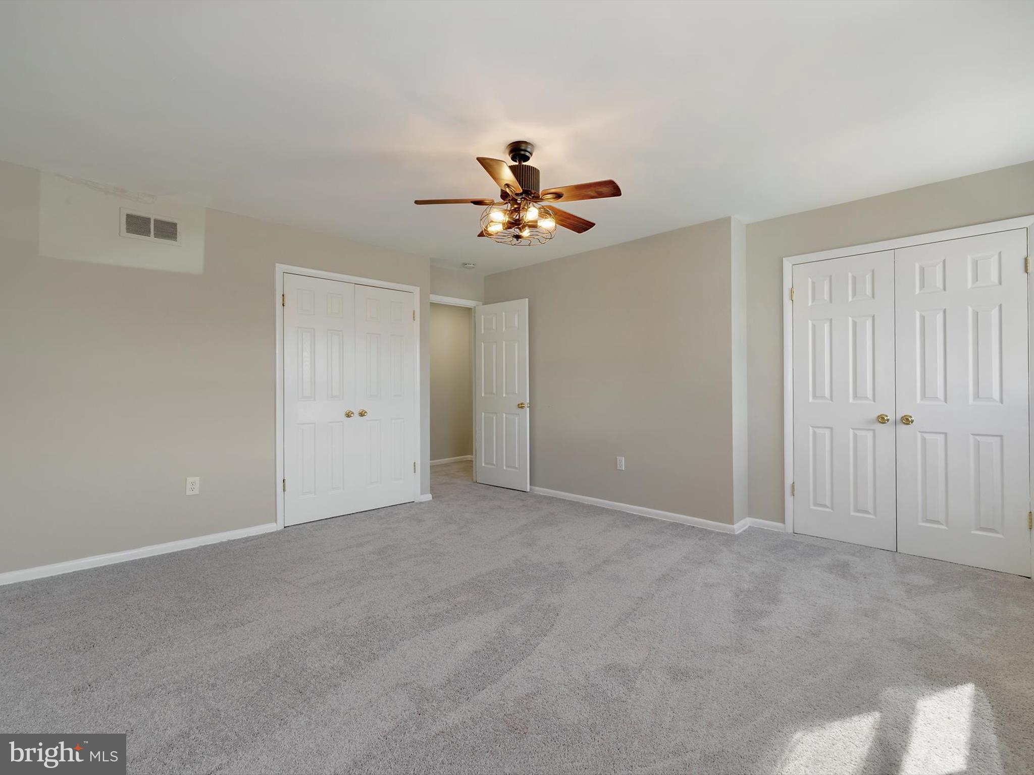 5109 Clacton Avenue, Unit 78 Suitland, MD 20746 - Photo 15 of 33 a view of an empty room