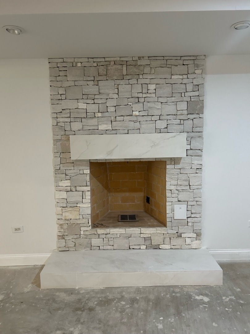 73 Locust Road Winnetka, IL 60093 - Photo 6 of 25