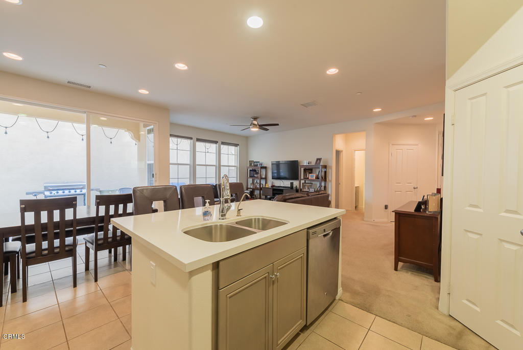 286 Stonegate Road Camarillo, CA 93010 - Photo 12 of 34 STONEGATE-7