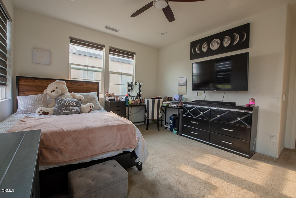 286 Stonegate Road Camarillo, CA 93010 - Photo 22 of 34 STONEGATE-23