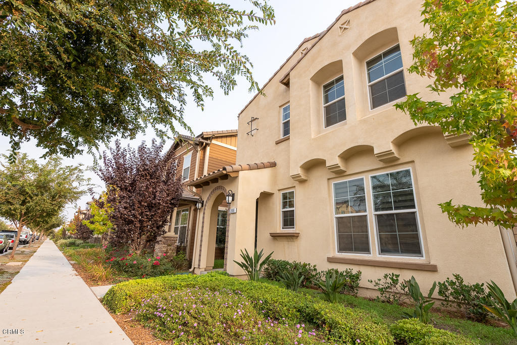 286 Stonegate Road Camarillo, CA 93010 - Photo 4 of 34 STONEGATE-32