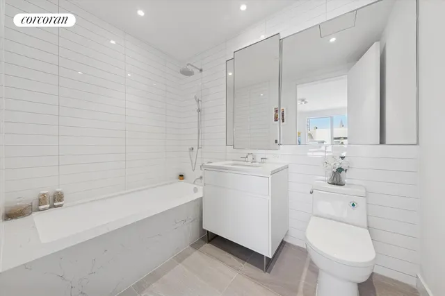 $4,975,000 | 150 East 23rd Street, Unit 17A | Gramercy