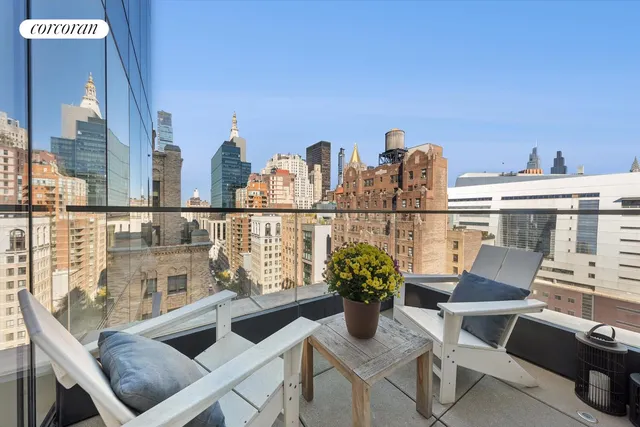 $4,975,000 | 150 East 23rd Street, Unit 17A | Gramercy