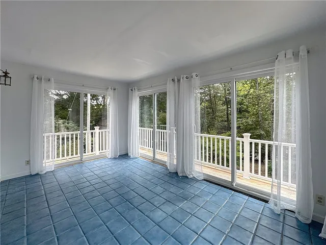 $579,000 | 82 Potter Hill Road, Westerly, RI 02891