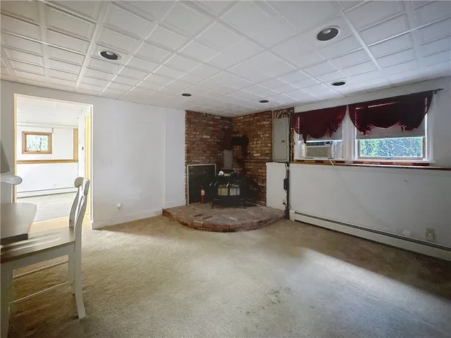 $579,000 | 82 Potter Hill Road, Westerly, RI 02891