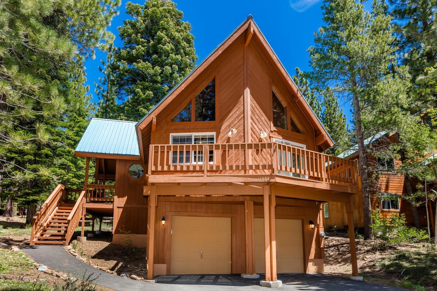11988 Kitzbuhel Road Truckee, CA 96161 - Photo 1 of 21 Gallery Image 1