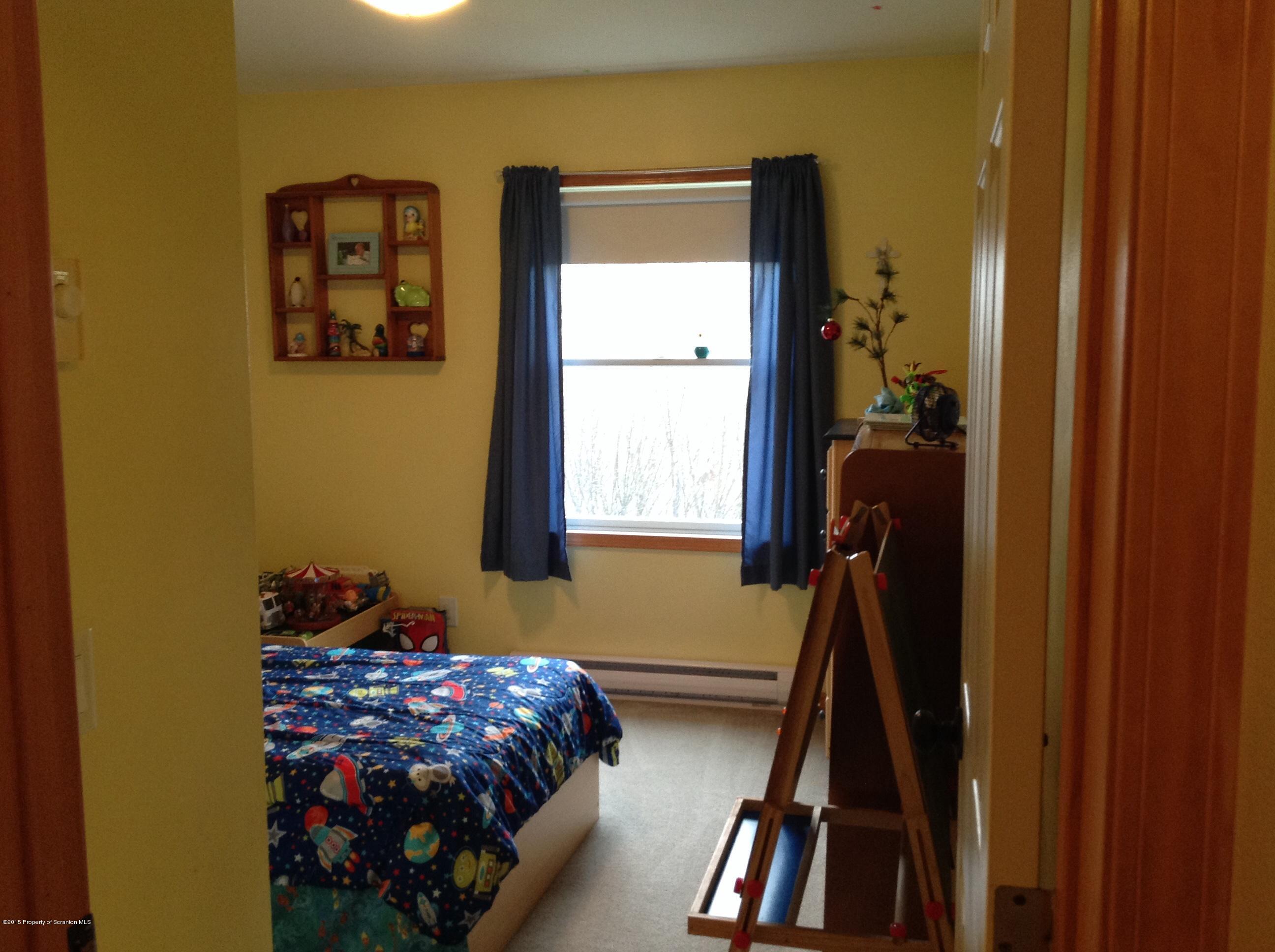 9 Woods Road Tunkhannock, PA 18657 - Photo 15 of 29 Bedroom