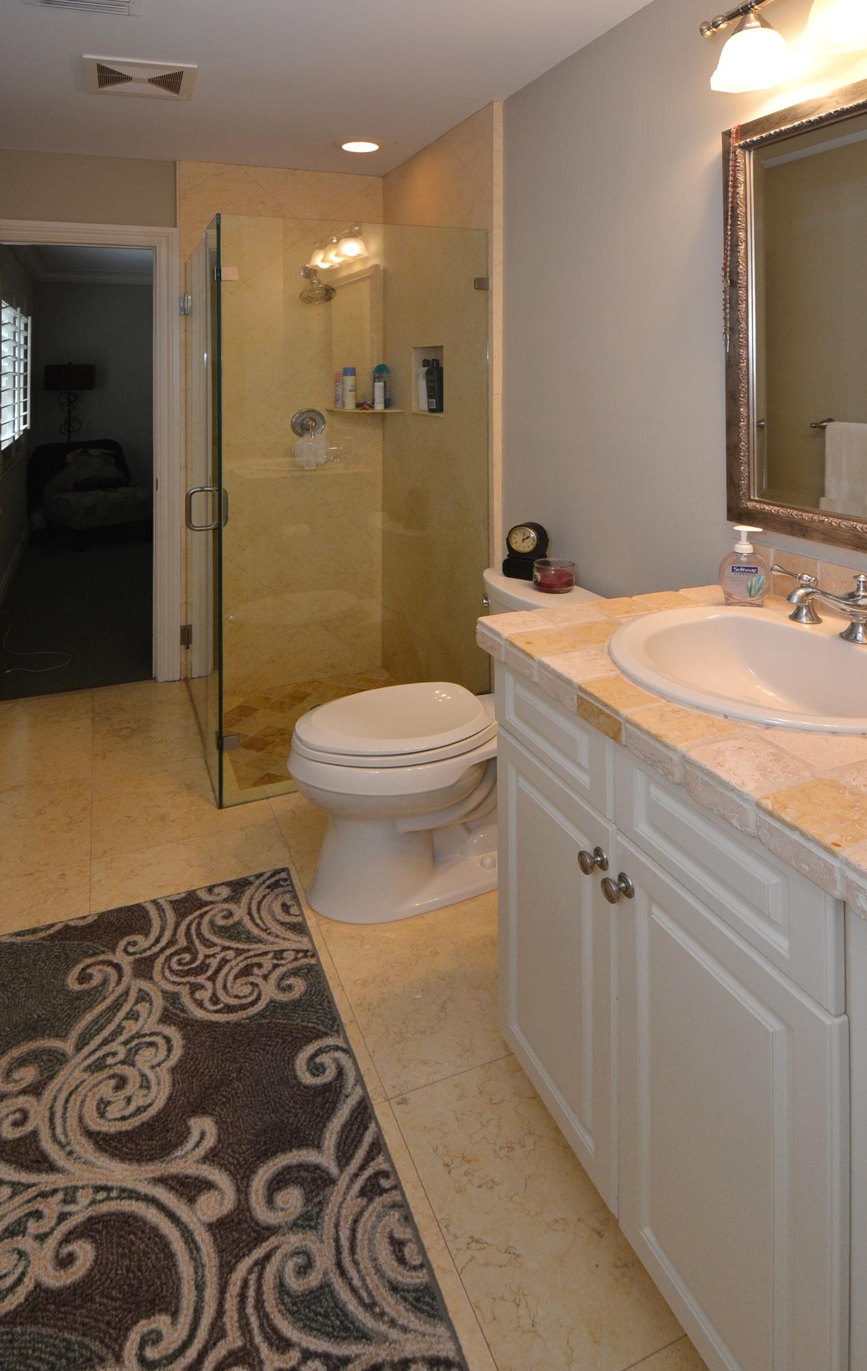 2800 Northwest 26th Court Boca Raton, FL 33434 - Photo 17 of 25 Bathroom 2