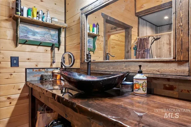 $1,759,000 | 1684 Stirrup Way, Council, ID 83612