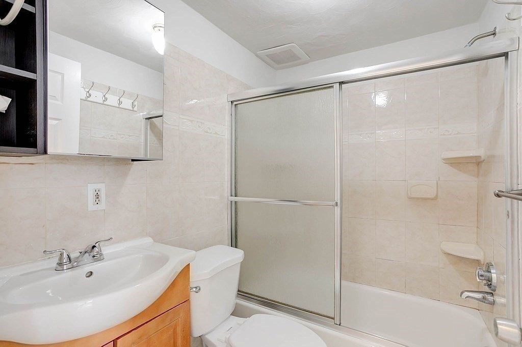 156 Bennington Street, Unit 2 Boston, MA 02128 - Photo 4 of 9