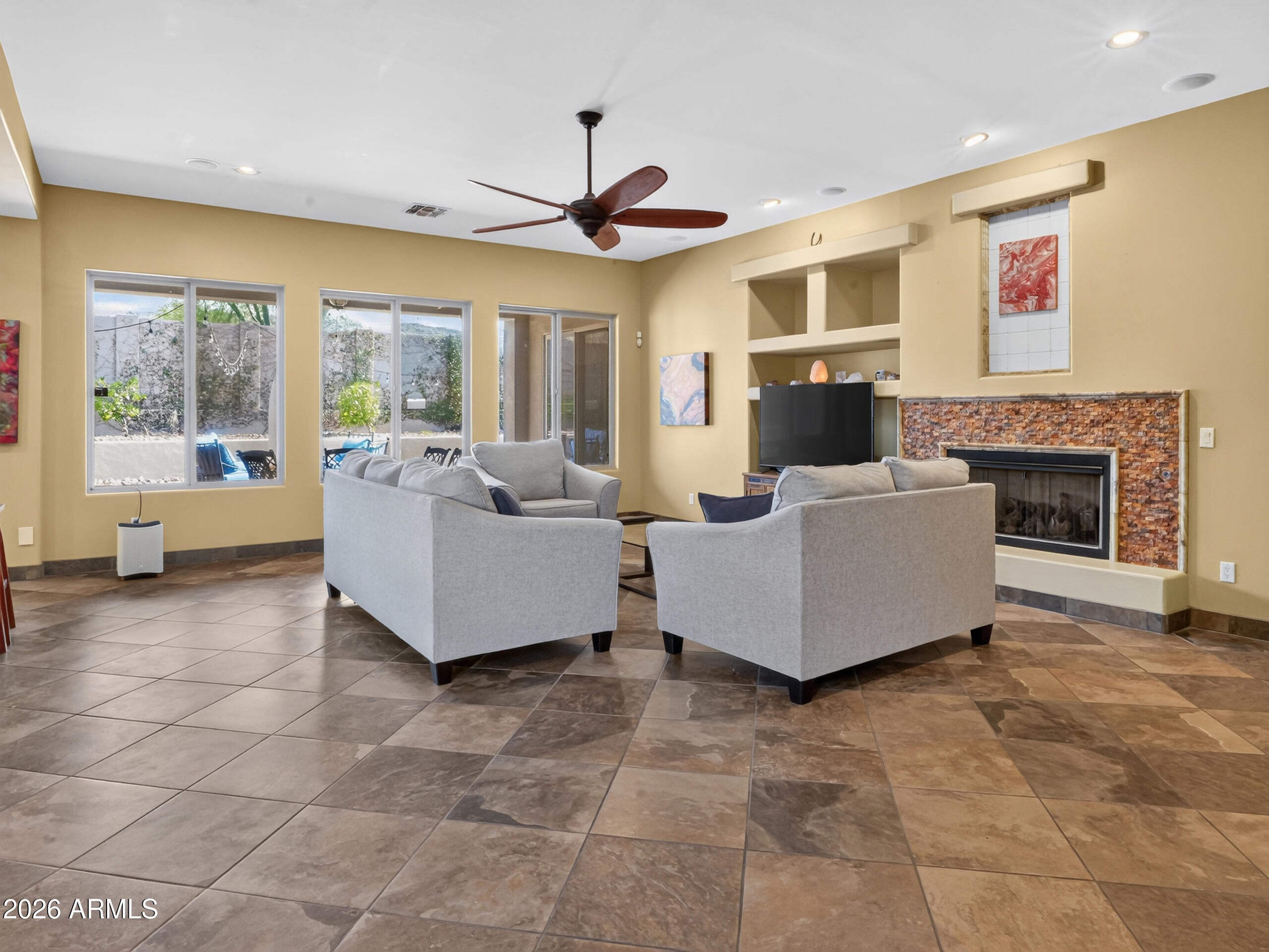 1915 East Latona Road Phoenix, AZ 85042 - Photo 19 of 48