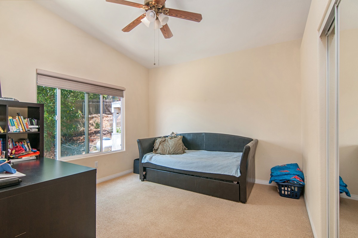 9760 Date Street Spring Valley, CA 91977 - Photo 18 of 24 Gallery Image 18