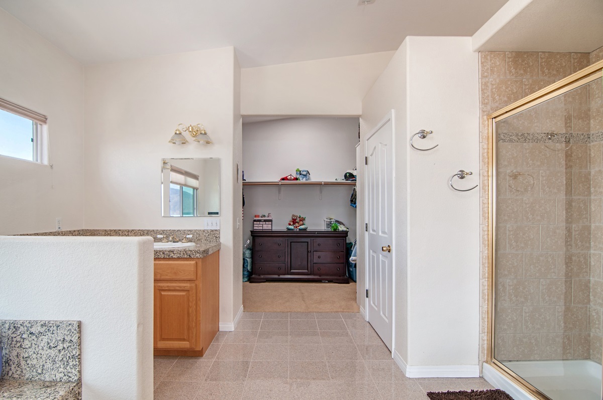 9760 Date Street Spring Valley, CA 91977 - Photo 22 of 24 Gallery Image 22