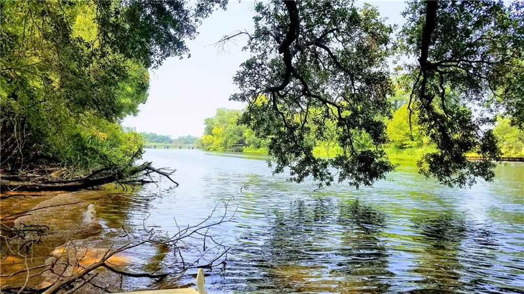 329 Robert Lacaze Road Natchez, LA 71456 - Photo 3 of 25 Gallery Image 3