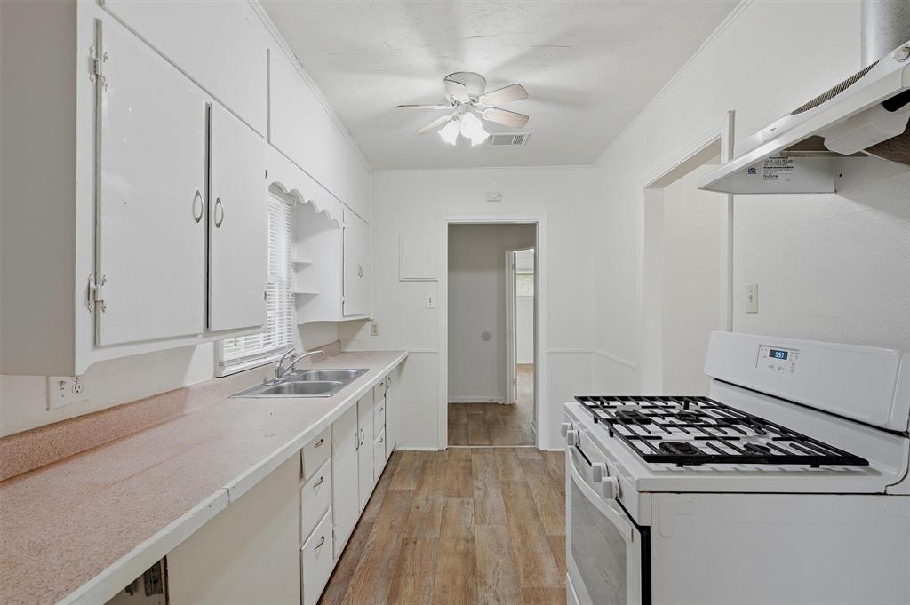 1105 West Hull Street Denison, TX 75020 - Photo 14 of 25