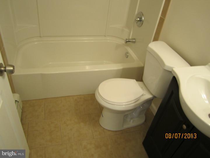 21 Gatewood Road Levittown, PA 19057 - Photo 7 of 22