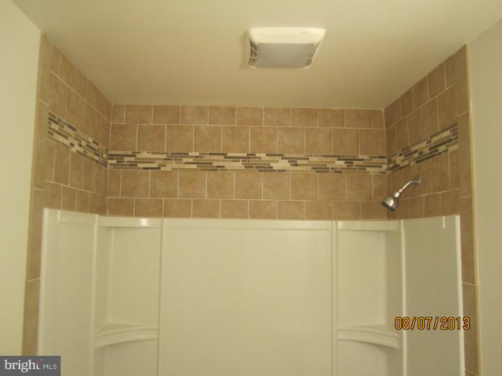 21 Gatewood Road Levittown, PA 19057 - Photo 8 of 22