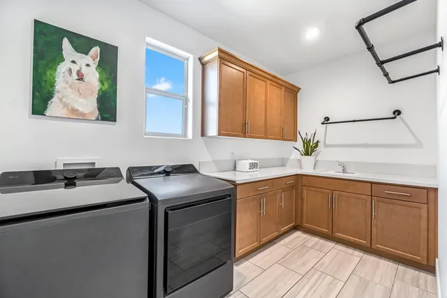 $885,000 | 1048 Treasure Hills Drive, Madera, CA 93636