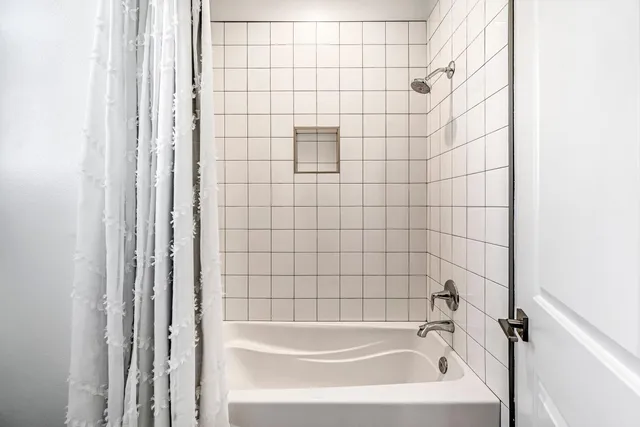 $885,000 | 1048 Treasure Hills Drive, Madera, CA 93636