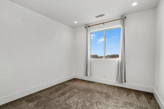 $885,000 | 1048 Treasure Hills Drive, Madera, CA 93636