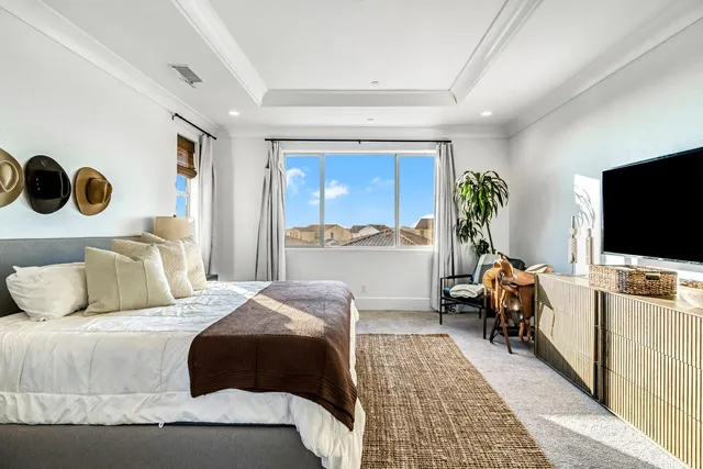 $885,000 | 1048 Treasure Hills Drive, Madera, CA 93636