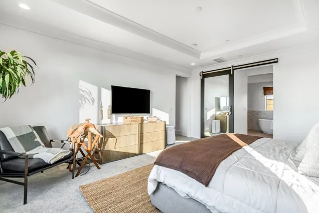 $885,000 | 1048 Treasure Hills Drive, Madera, CA 93636