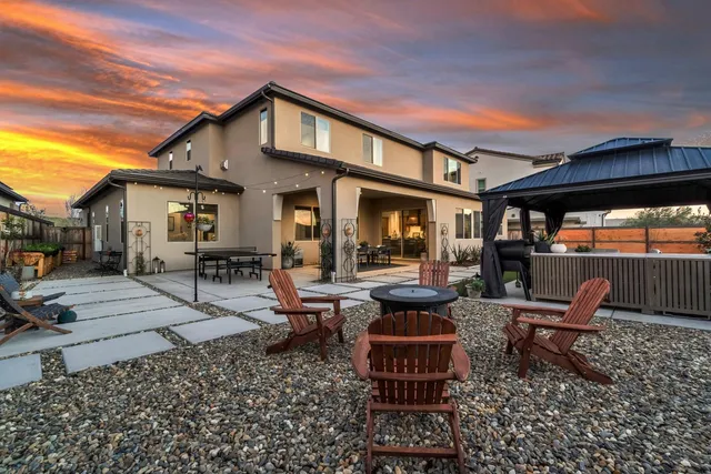 $885,000 | 1048 Treasure Hills Drive, Madera, CA 93636