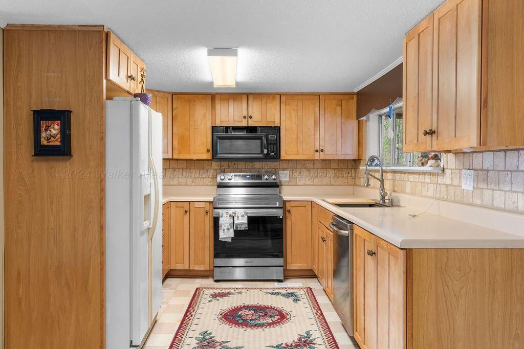 3889 Country Road Jasper, AL 35503 - Photo 10 of 24 Gallery Image 10