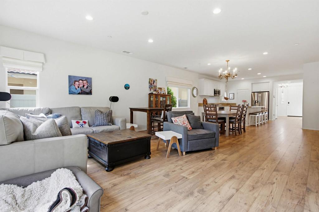 35647 Garrano Lane Fallbrook, CA 92028 - Photo 18 of 67 a living room with furniture and wooden floor