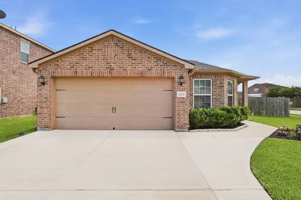 $269,900 | 12211 Seacrest Lane, Texas City, TX 77568