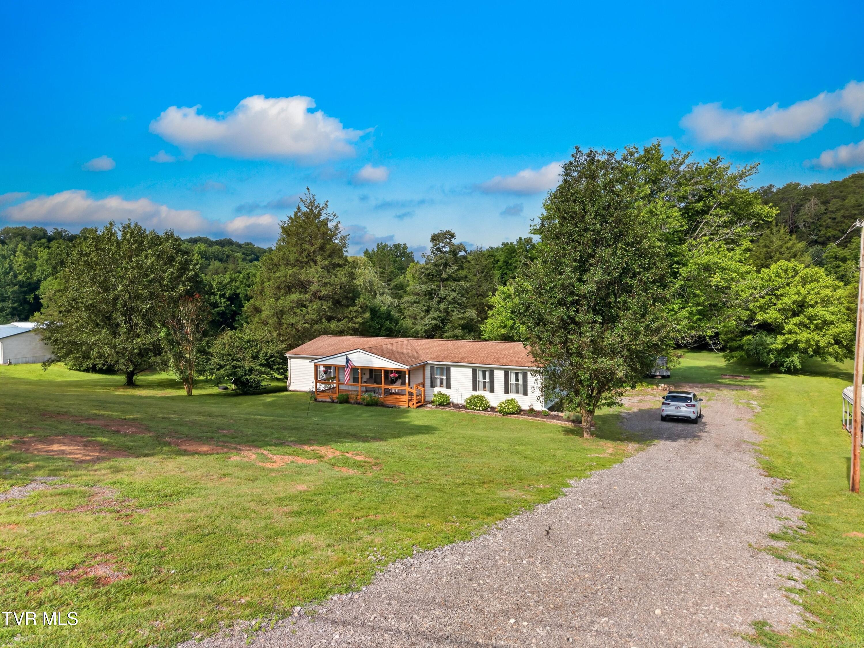 267 Pine Ridge Road Clinton, TN 37716 - Photo 37 of 37 036-267PineRidgeRoad-Clinton-TN-37716-SM